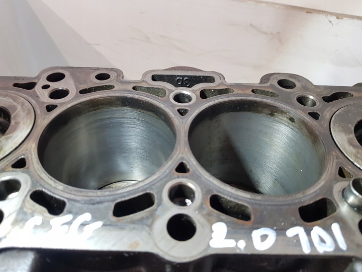 фото №10, Низ двигуна vw audi skoda seat 2.0 tdi cfg blok вал поршні