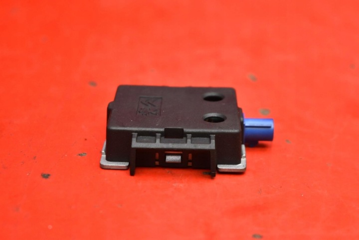 фото №6, Антенна gps 9840652280 peugeot 2008 2 ii 19-21