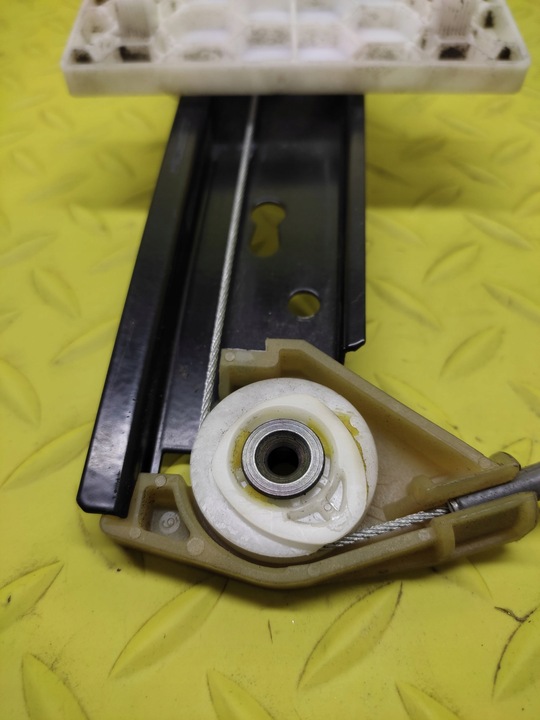 фото №6, Audi a4 b7 универсал подъемник стекла левый зад