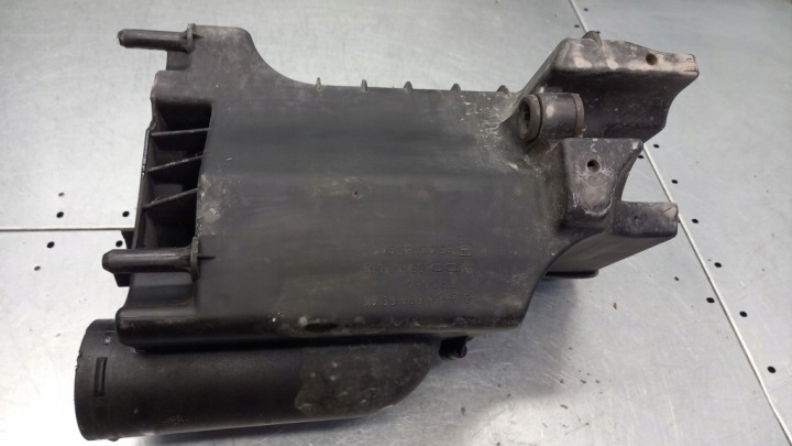 фото №6, Корпус фильтра воздуха mercedes benz a w168 1.6b a1660940004