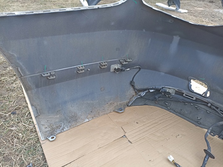 фото №9, Mercedes w205 c-klasa бампер зад задний комплектный 6x pdc sedan 775