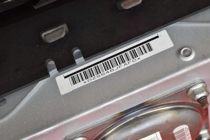 фото №8, Подушка подушка безопасности пассажира eu bp4k60350 mazda 3 1 i bk 03-06