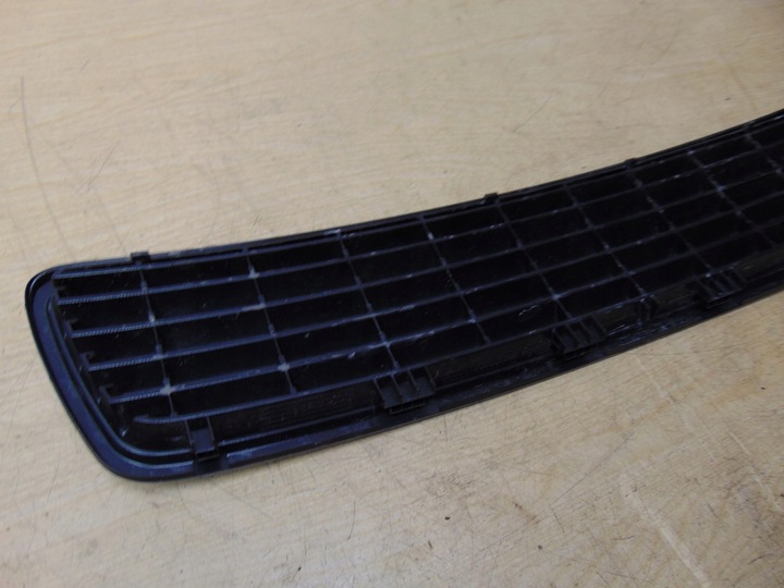 фото №11, Решётка средняя бампера audi a4 b5 s-line