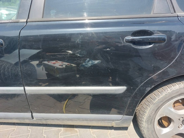 фото №7, Двері комплектні ліве зад volvo v50 i 2005r 019-26