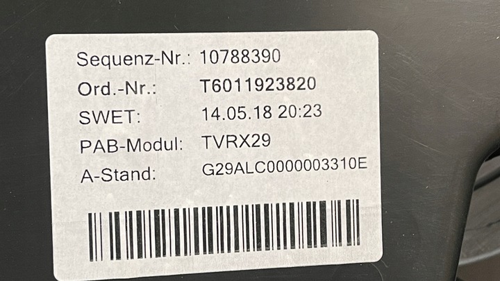 фото №10, Оббивка боковина двері правий перед bmw z4 g29