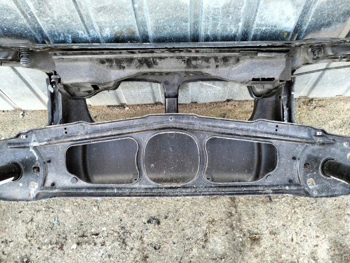 фото №10, Передняя панель усилитель bmw 3 e46 compact 8268377 8211467
