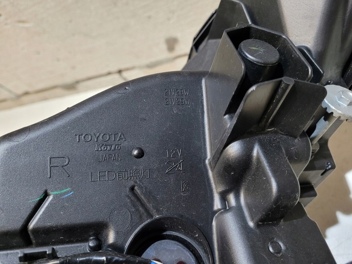фото №11, Лампа правый перед lexus nx 200t 300h полный led