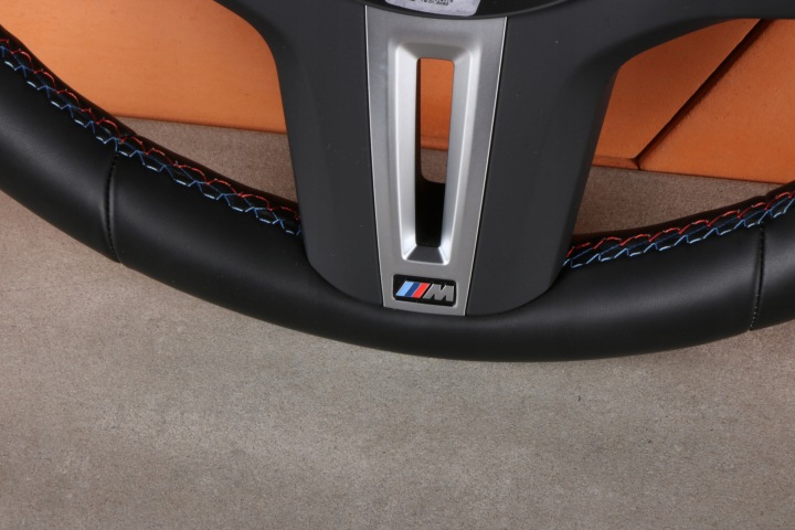 фото №7, Bmw x5 g05 x6 g06 x7 g07 lci g15 g16 руль м-пакет лепестки ассистент