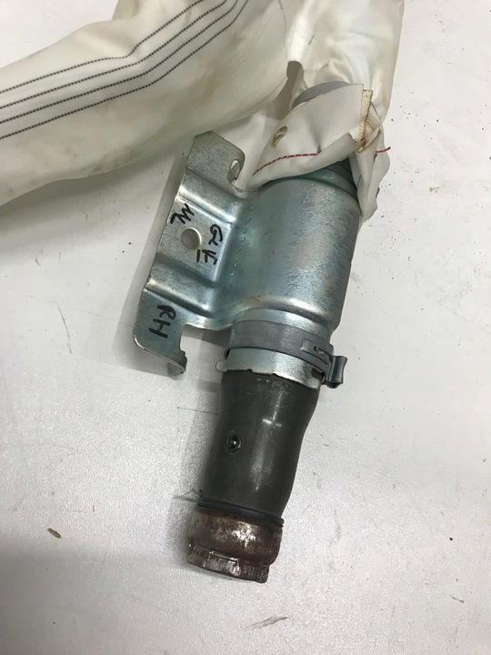 фото №8, Mercedes gle шторка левая/правая 2x