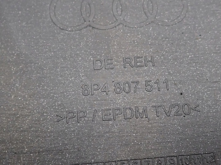 фото №15, Задний бампер комплектный оригинал audi a3 8p sportback 5d 05r код: ly7w