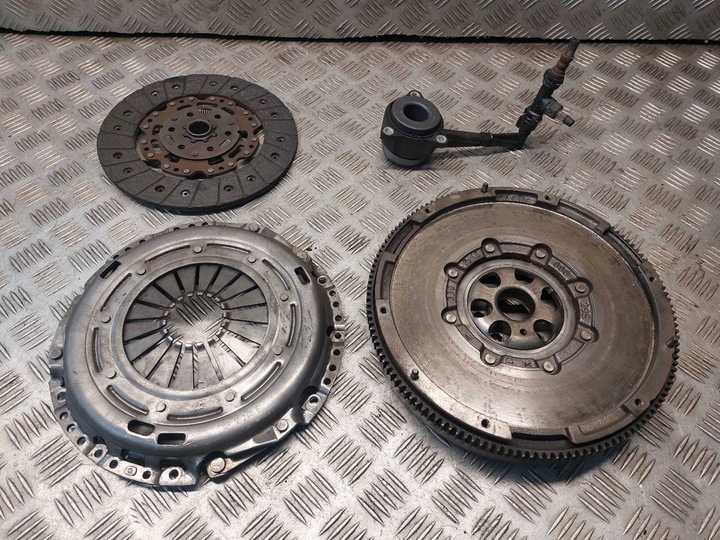 фото №1, Колесо двомасовий диск притиск підшипник volkswagen touran i 2.0 tdi 2294000113