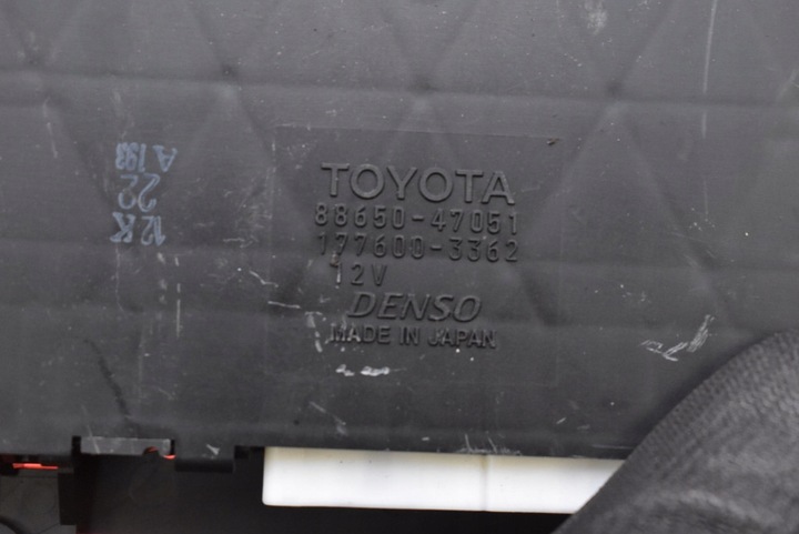фото №9, Блок управления модуль кондиционера 88650-47051 toyota prius 2 ii xw20 03-11