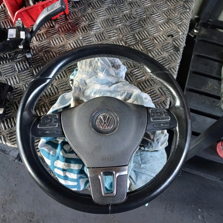 фото №7, Руль кожа мультифункция з airbagiem vw touran ii tiguan i 1t0419091ac