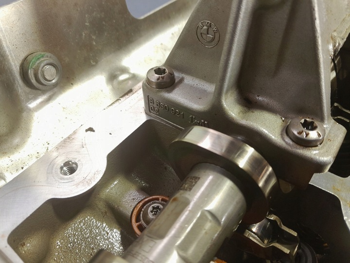 фото №10, Bmw m3 g80 3.0 t s58b30a 510 km головка двигуна valvetronic 8053283