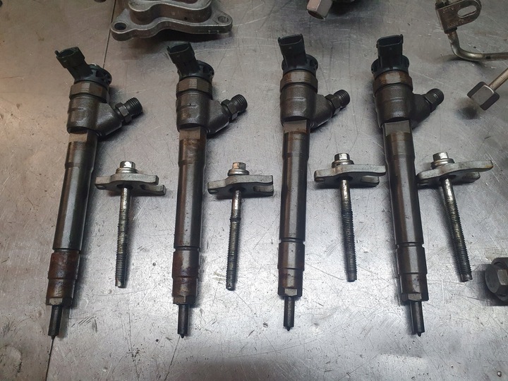 фото №9, Инжектор bosch 0445110414