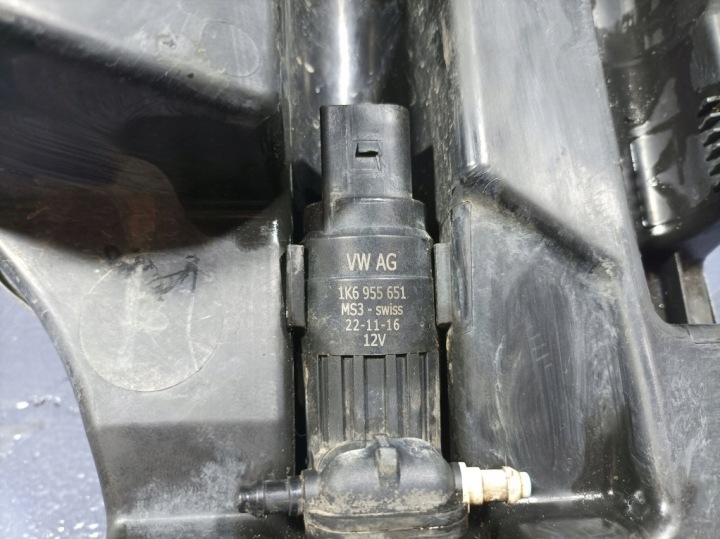 фото №6, Skoda fabia iii nj бачок помпа омывателя 6v0955449