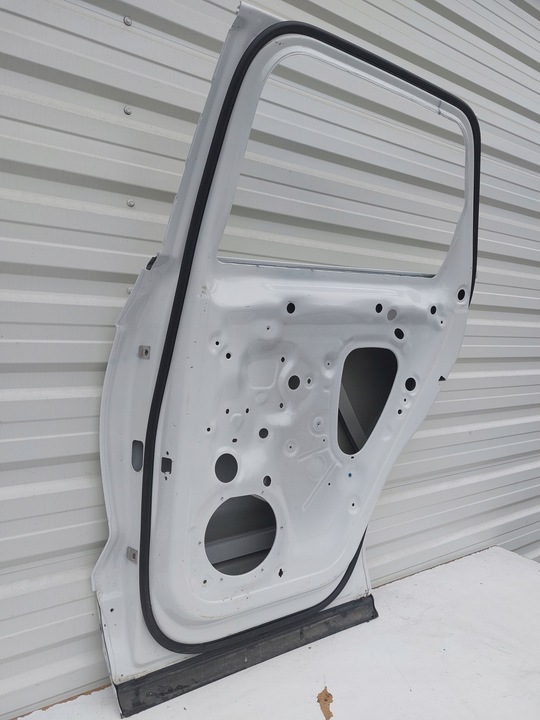 фото №13, Двері задні зад праві vw touareg iii 3 eu