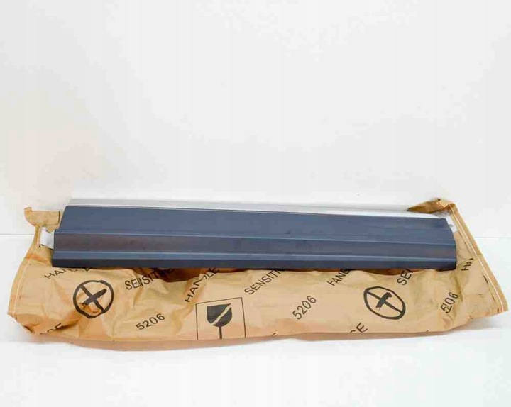 фото №1, Планка нижняя правых передних дверь audi q7 4m 4m0853960mgru 15252145