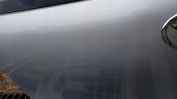 фото №8, Задняя крышка багажника toyota yaris i 5d 00r лак: 199