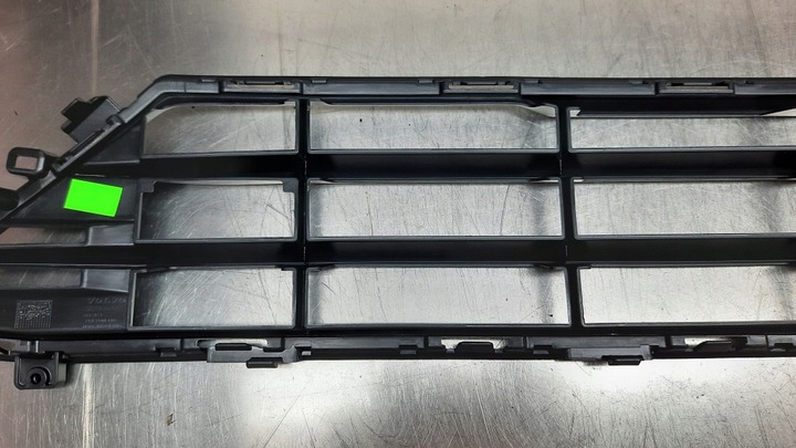 фото №9, Решётка бампера 32296070 volvo xc60 ii 17-22r новая
