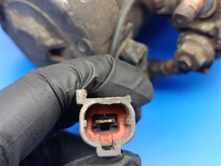 фото №6, Nissan primera p12 1.8 16v стартер 233000m302 hitachi тест