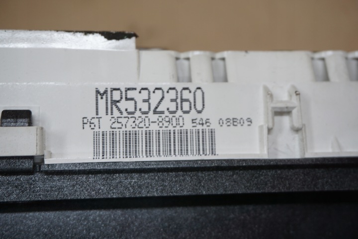 фото №7, Mitsubishi pajero pinin спідометр  прилади km/h 2,0 gdi європа