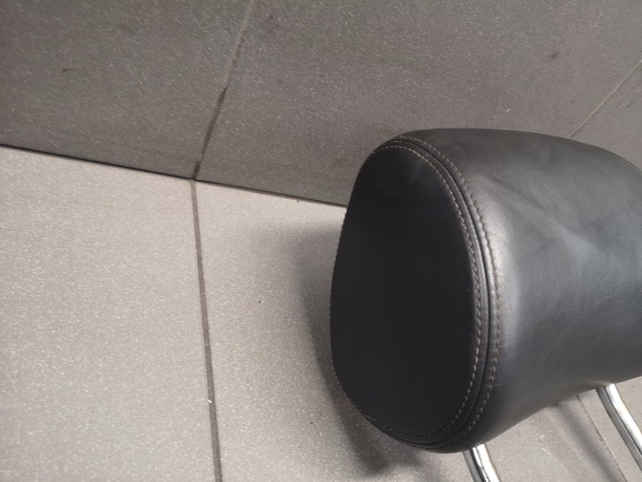 фото №2, Подголовник сиденья перед audi a8 d3