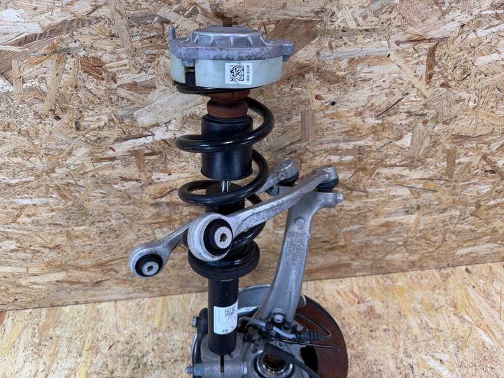 фото №11, Підвішування амортизатор важіль поворотна опора правий перед audi a6 c8 a7 4k 2018-