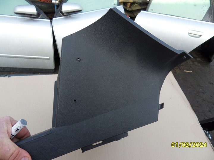 фото №11, Туннель средний пепельница гнездо 12v vw touran i 1t1857961 1t1863475b