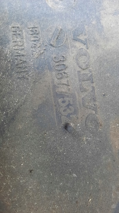 фото №9, Корпус фильтра воздуха 30677532 volvo s40 ii 2.4