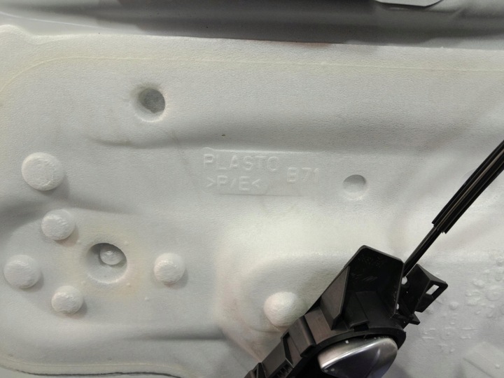 фото №13, Citroen c4 ii рестайлинг дверь зад правые ewp