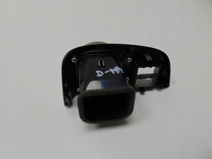 фото №6, Решітка повітропровід консолі ліва isuzu d-max 1 рестайлінг 2007-