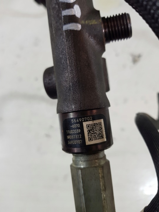 фото №13, Планка впрыскивающий 55490702 opel zafira c astra k 1.6 cdti