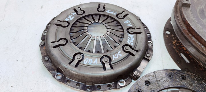 фото №7, Зчеплення колесо маховик з двома масами audi a4 b8 a5 8t 1.8 tfsi 0b1105266n 7