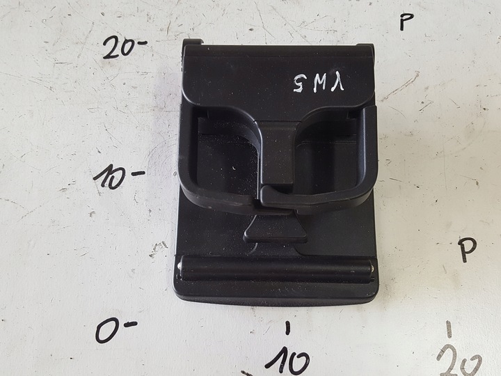 фото №1, Vw golf 5 v 04-09r тримач na чашки