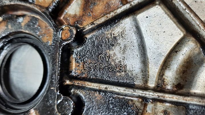 фото №15, Корпус кришка розподільний вал 1s7g-6059-aj ford mondeo mk3 1.8b