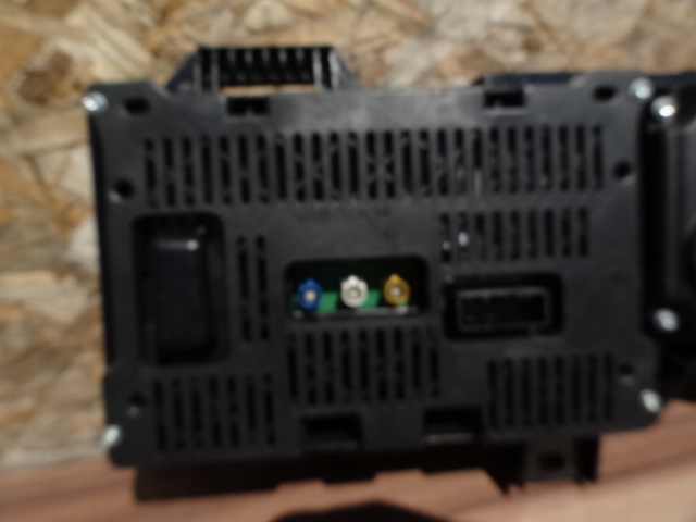 фото №7, Renault scenic iii 11r 1,9 dci спидометр дисплей