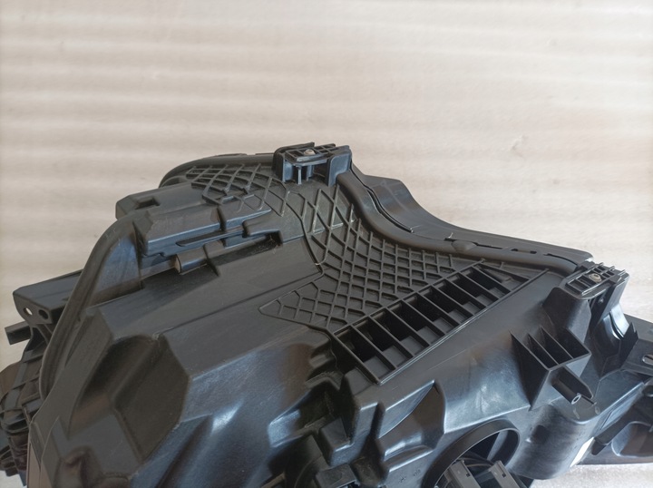 фото №13, Polestar ii volvo повний led лампа права перед