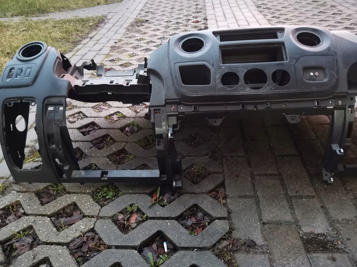фото №10, Панель роздавальна консоль renault master 3 iii