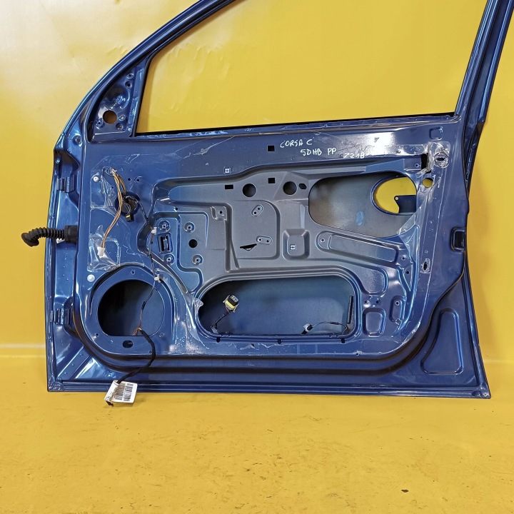 фото №12, Двері праві перед праве передні opel corsa c рестайлінг 5d hb lak: z21b nr1872