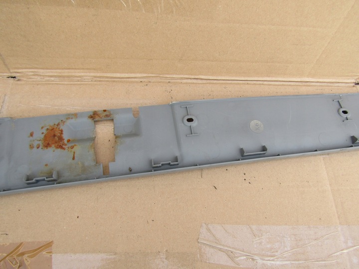 фото №10, 7 mercedes w210 szra планка защита маскировочная накладка обивка крышки багажника