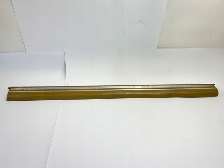 фото №9, Планка пороговая накладка порога mercedes w124 купе ce правый левый кремовый