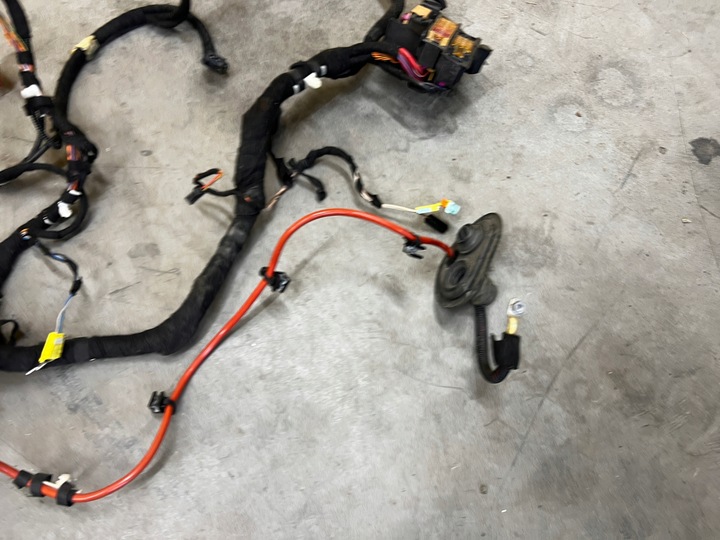 фото №9, Установка джгут електропроводка панелі консолі audi q5