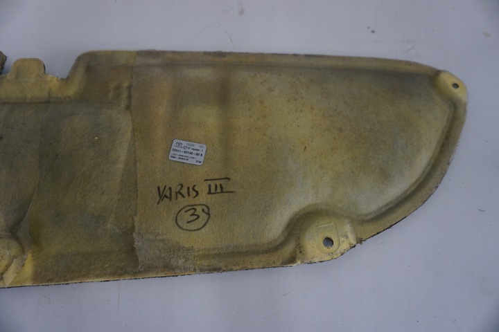 фото №7, Toyota yaris iii шумоизоляция капота 53341-0d140 2014год