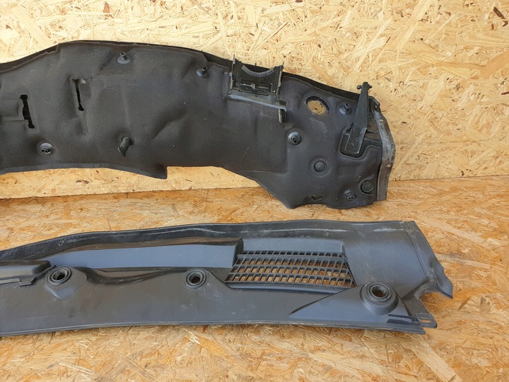 фото №7, Mercedes v-klasa w447 vito панель под лобовым стеклом верх dół европа