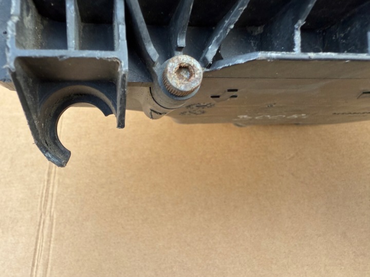 фото №6, Корпус фильтра воздуха 9663365980 peugeot 1.6 hdi