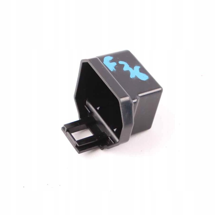 фото №9, Bmw f20 f21 f30 f31 кришка реле вентилятор