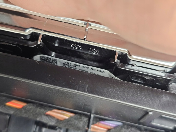 фото №15, Решітка повітропровід рамка dekor захист годинник манометр планка vw passat b8