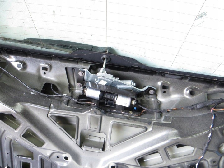 фото №8, Bmw x1 f48 кришка багажника 475 14-