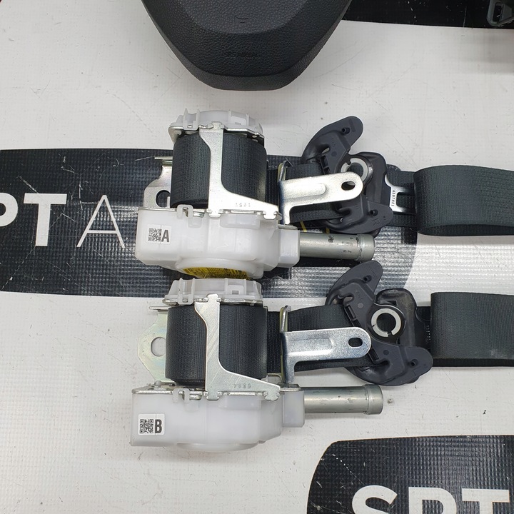 фото №12, Corolla e21 панель консоль подушки ремені подушка безпеки